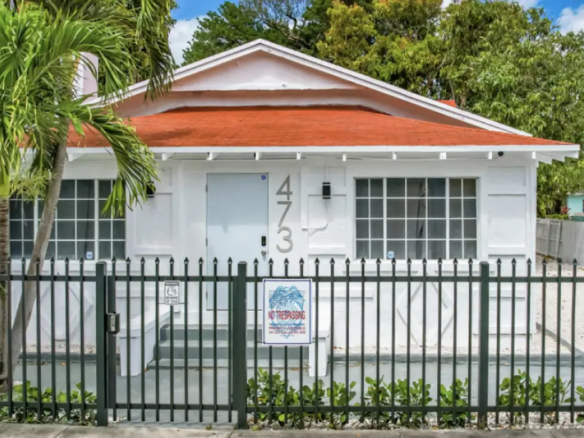 Modern Mami Native Duplex