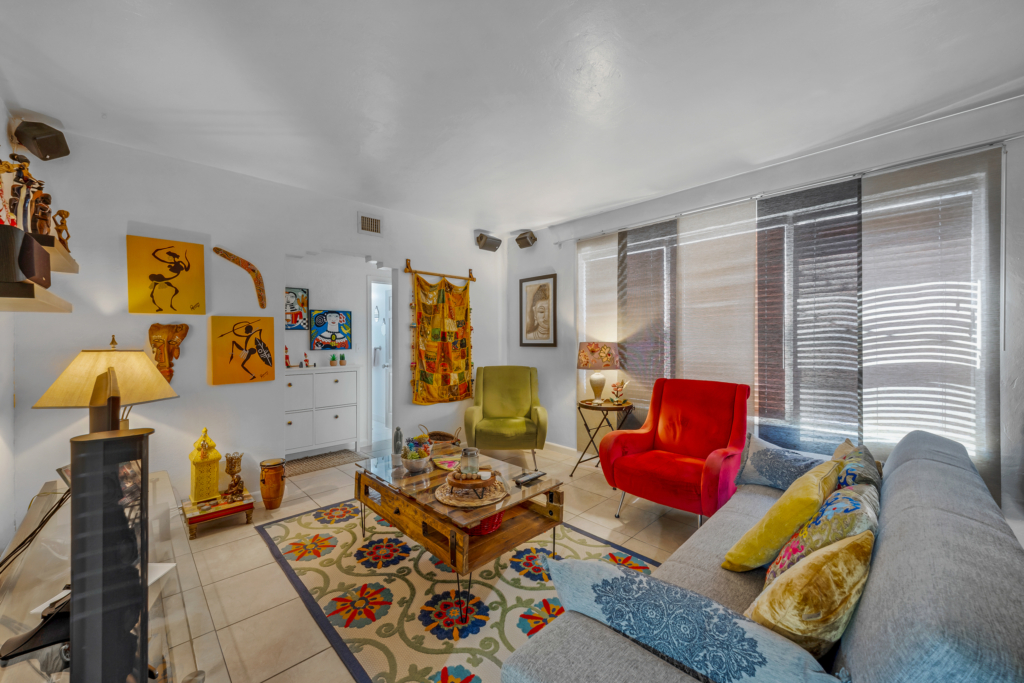 1580, Southwest 6th Street, Latin Quarter, Miami, United States