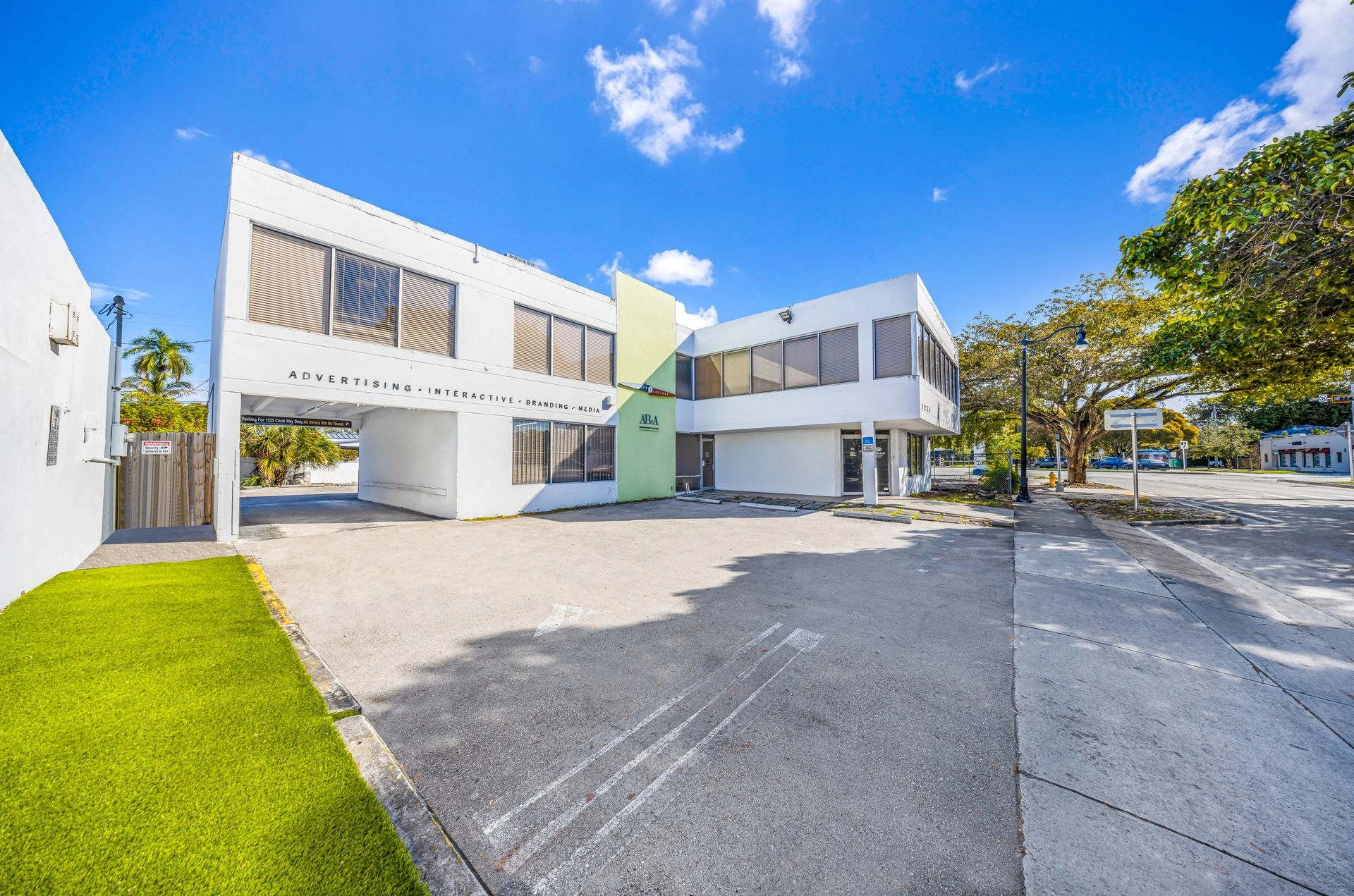 1235-SW-22nd-St-Miami-Ashleen-1