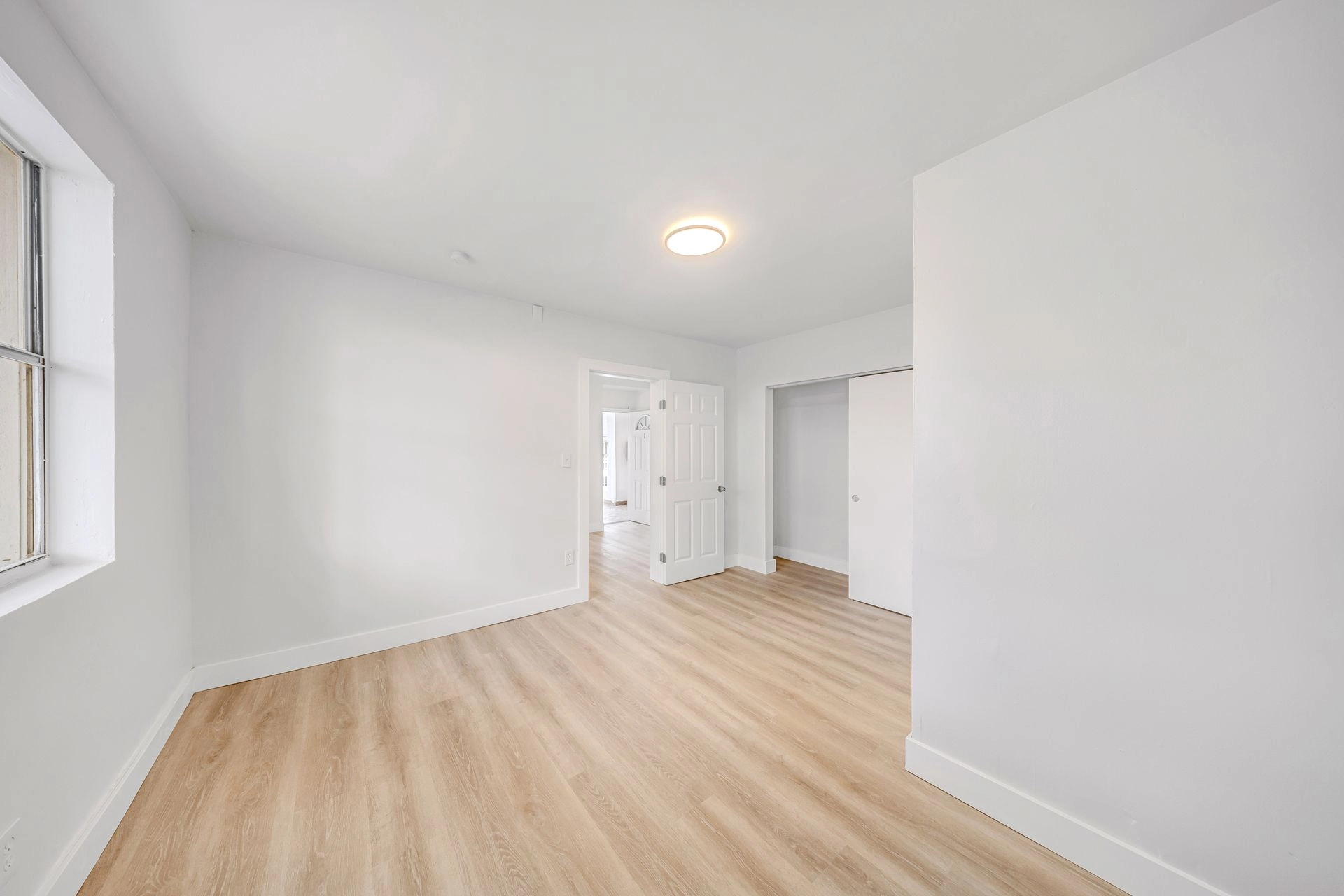1638-NW-33rd-St-Miami-Mike-9