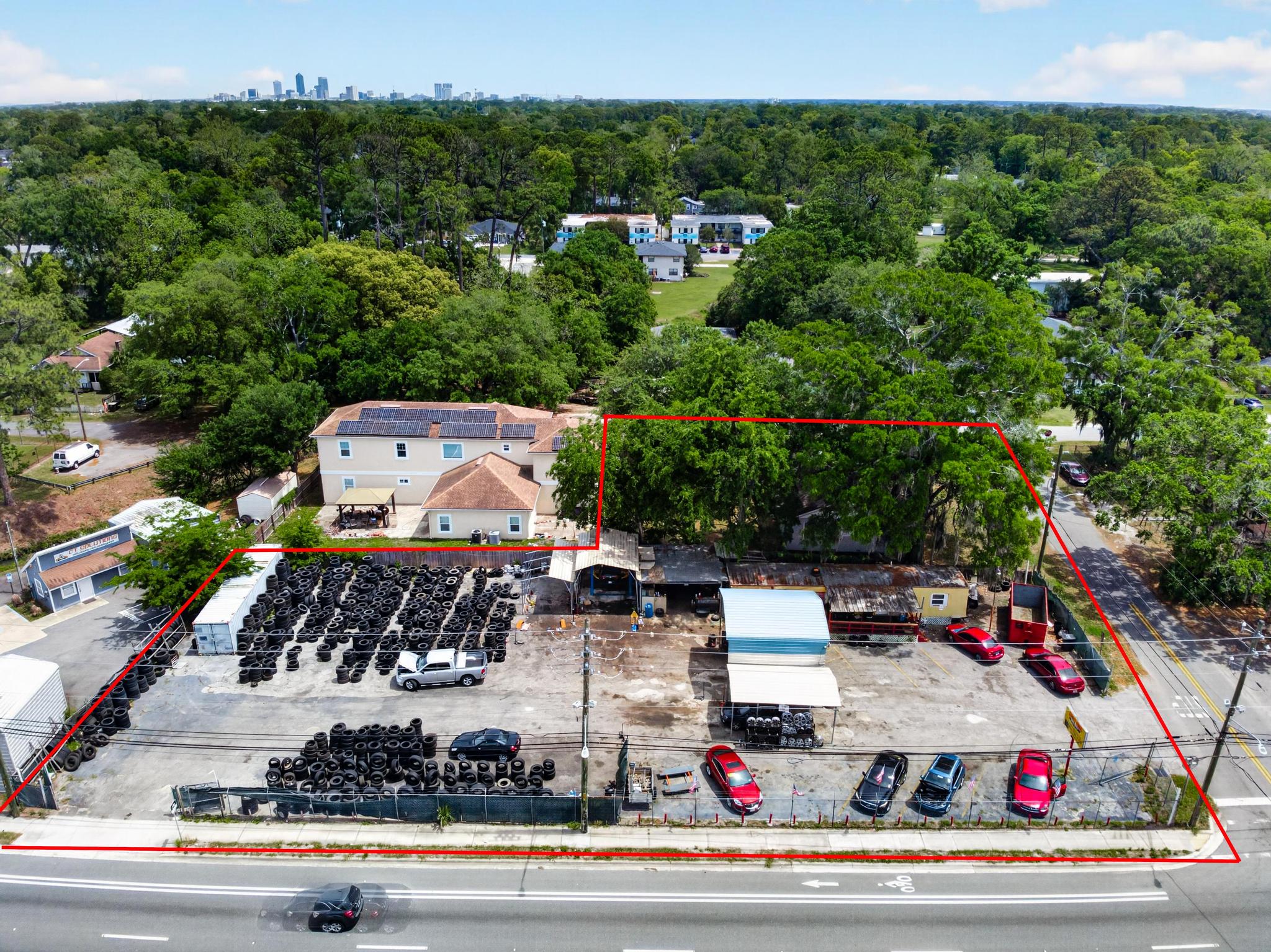 1133 Cassat Avenue & 0 Cassat Avenue