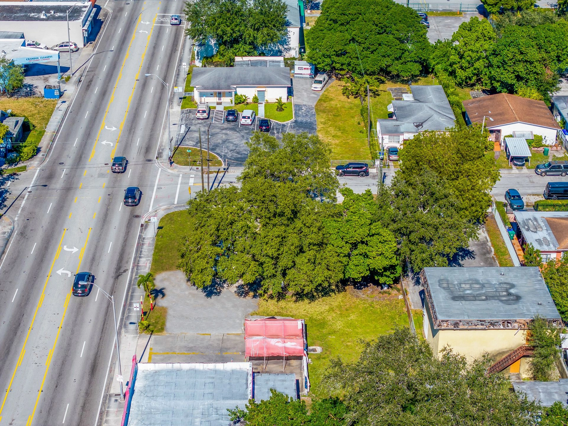 5235-nw-7-Avenue-y-690-nw-52-street-Gio-15