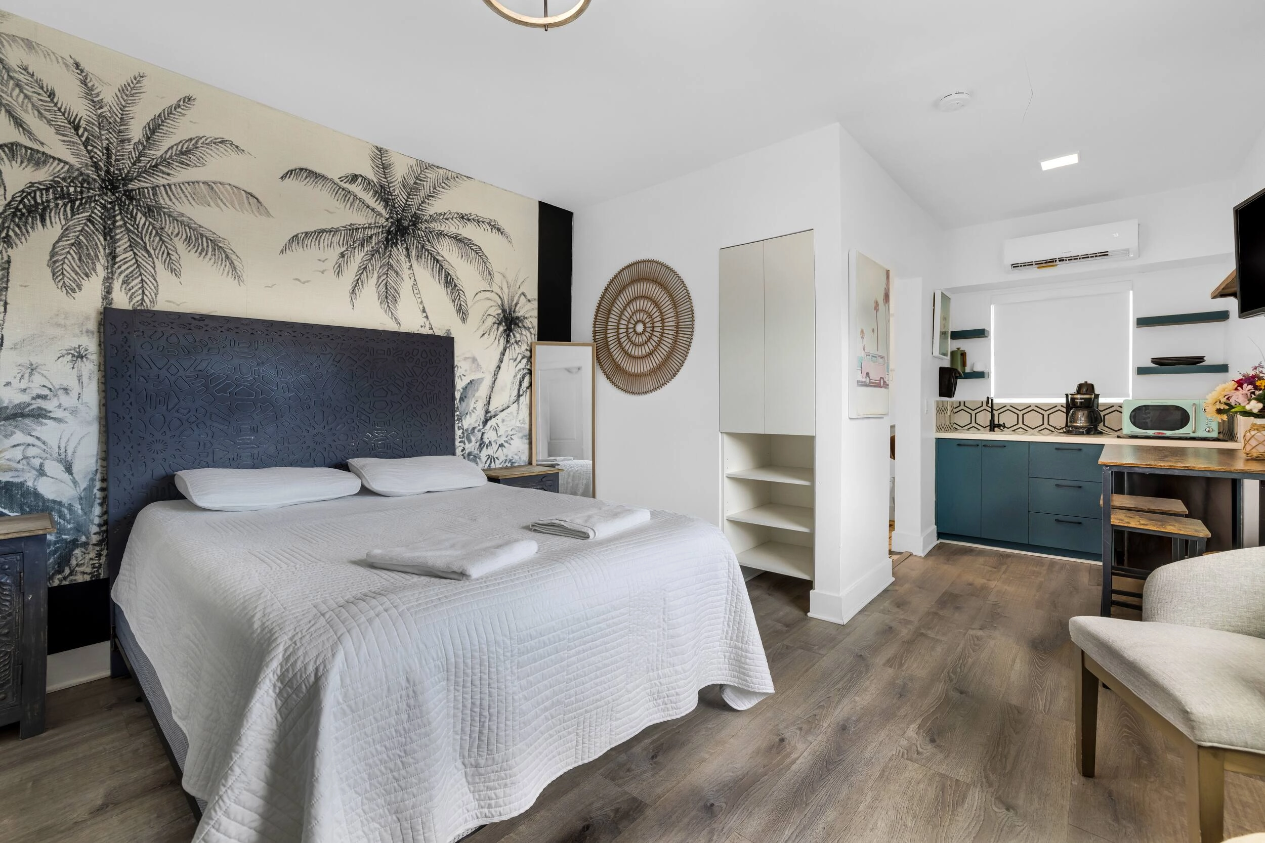 2390_SW_Eighth_St-MiamiRobin-23